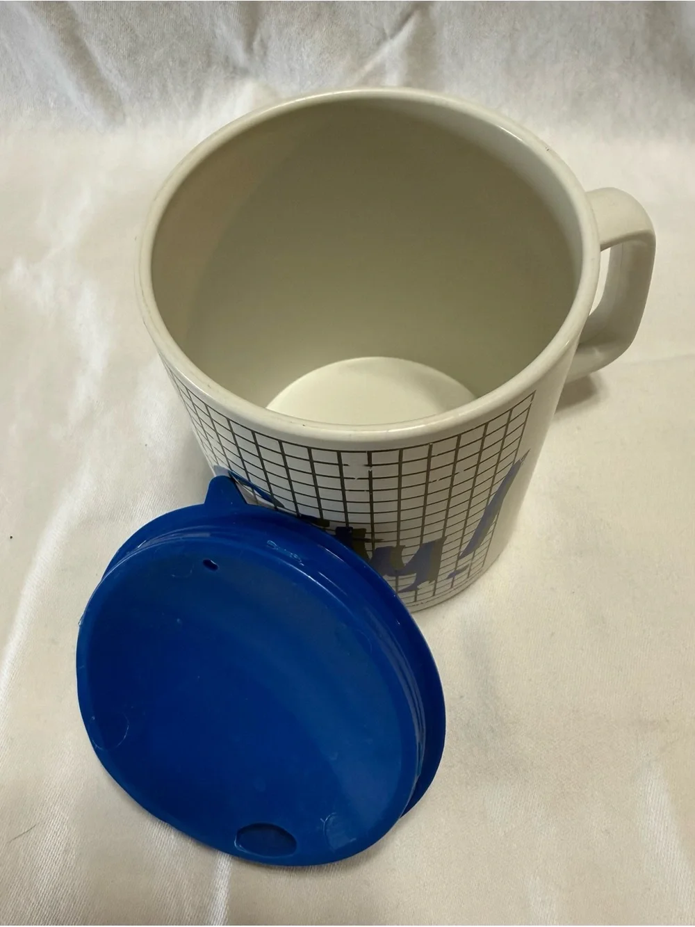 White Plastic Travel Mug with Blue Lid and Blue Kansas City Graphic